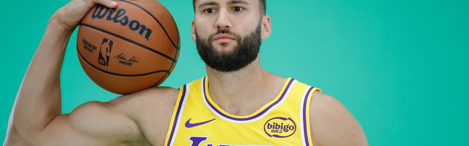 GA黄金甲官方网站-斯玛特：克莱伯展示出终极职业典范 他依然能留在联盟是有原因的