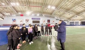 GA黄金甲平台-聚力冰雪项目“破冰” 拓展冰雪运动版图|哈尔滨|冬奥会|西安市|冰球|体育局_新浪体育_新浪新闻